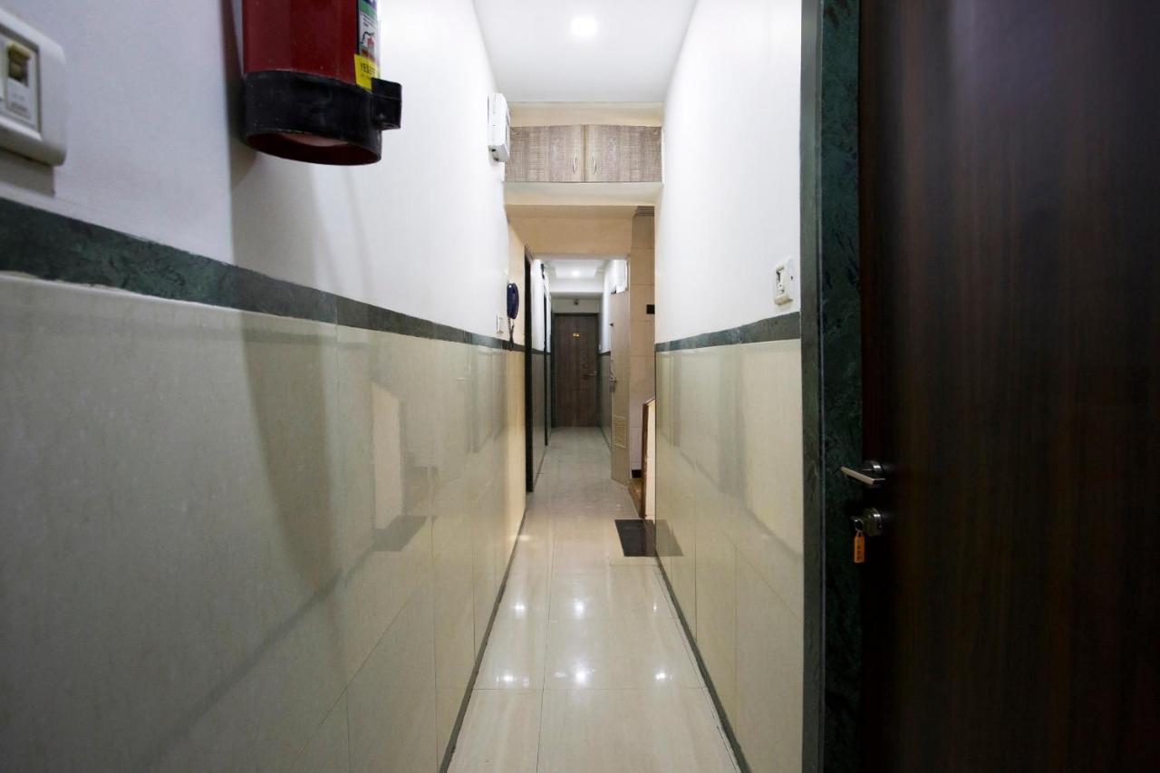 Hotel Royal Comfort 뭄바이 외부 사진