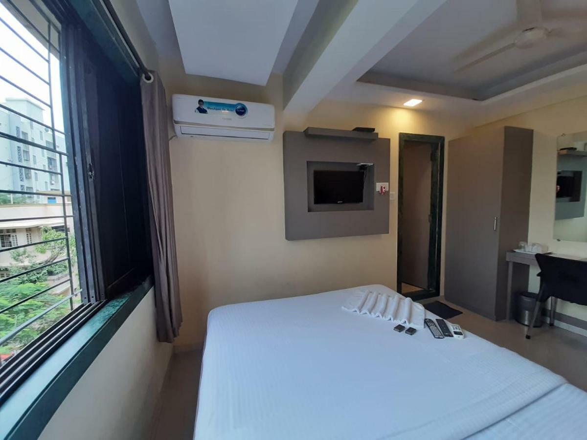 Hotel Royal Comfort 뭄바이 외부 사진